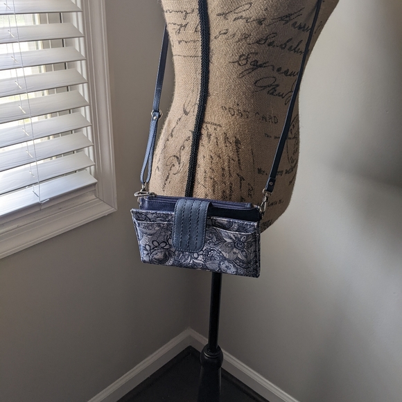 The Sak wallet/purse - Picture 2 of 5